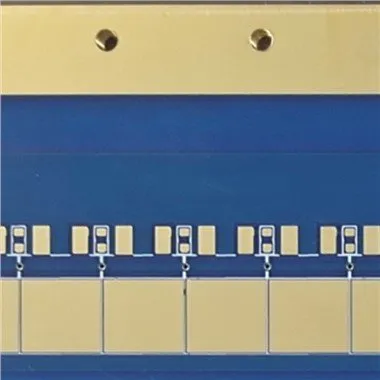 Vario įterptoji lenta