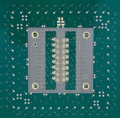Plokščių testavimo spausdintinė plokštė